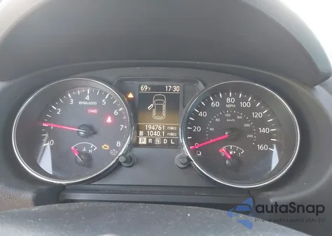 2012 Nissan Rogue Sv z USA, uszkodzony, nr VIN JN8AS5MV1CW391697